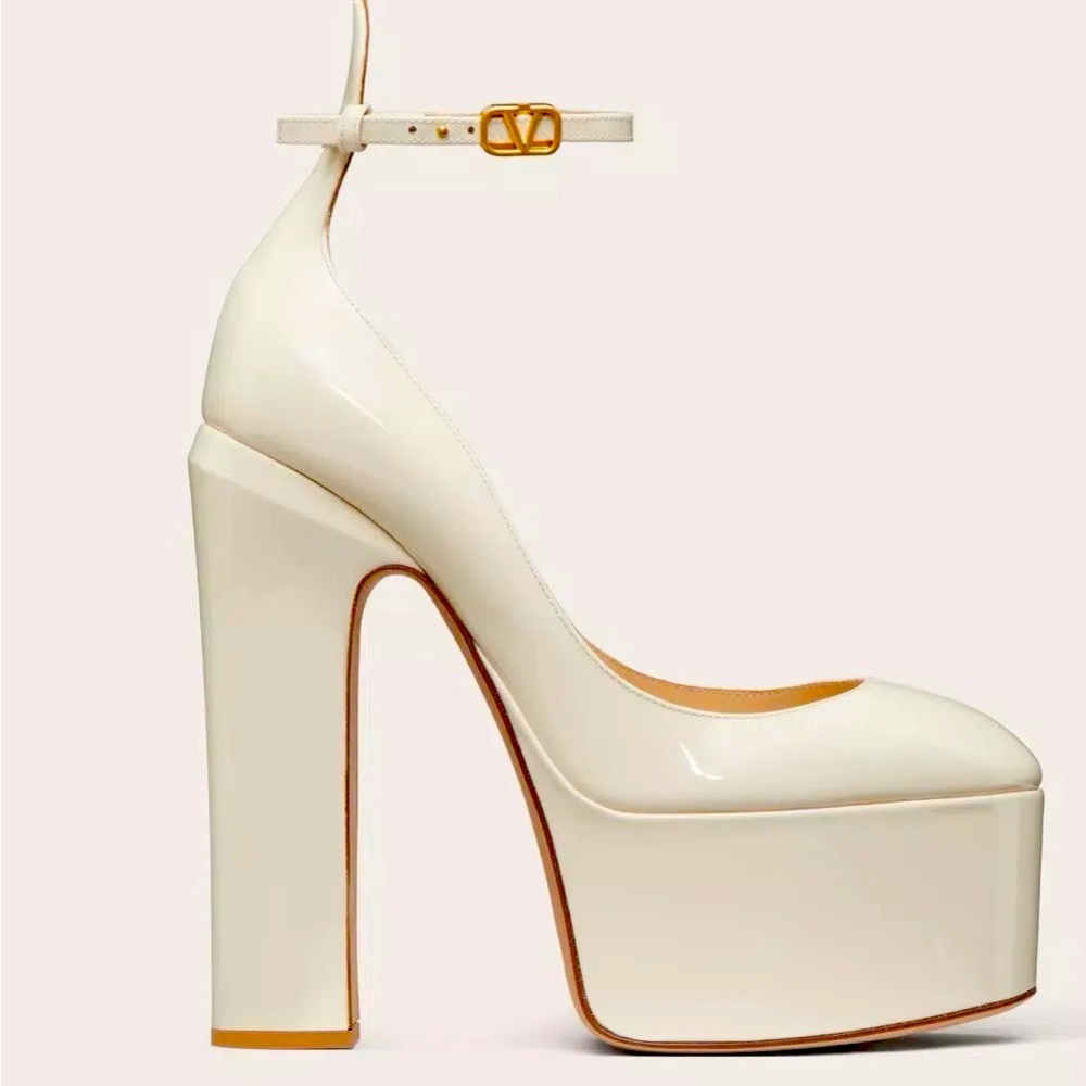 Brand New in Box Valentino Tan-Go Platform size 39 - SOLD